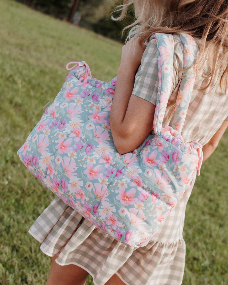 Marshmallow Midi Tote - Sage Wildflowers