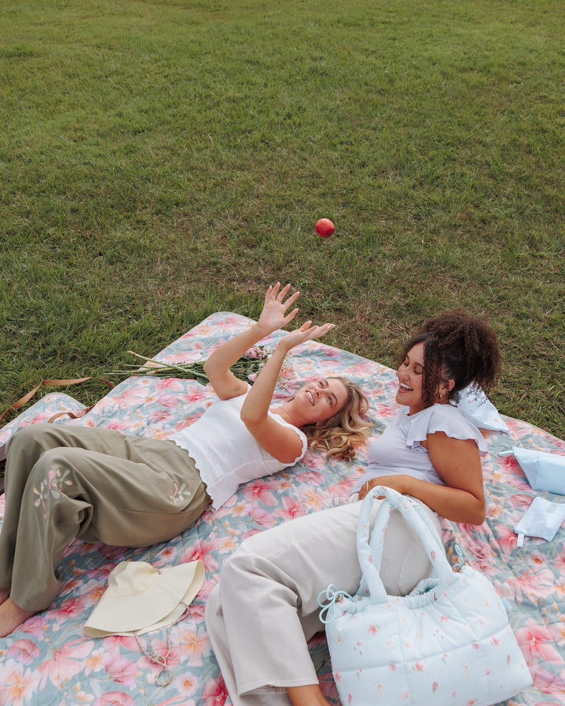 Picnic Rug - Sage Wildflowers