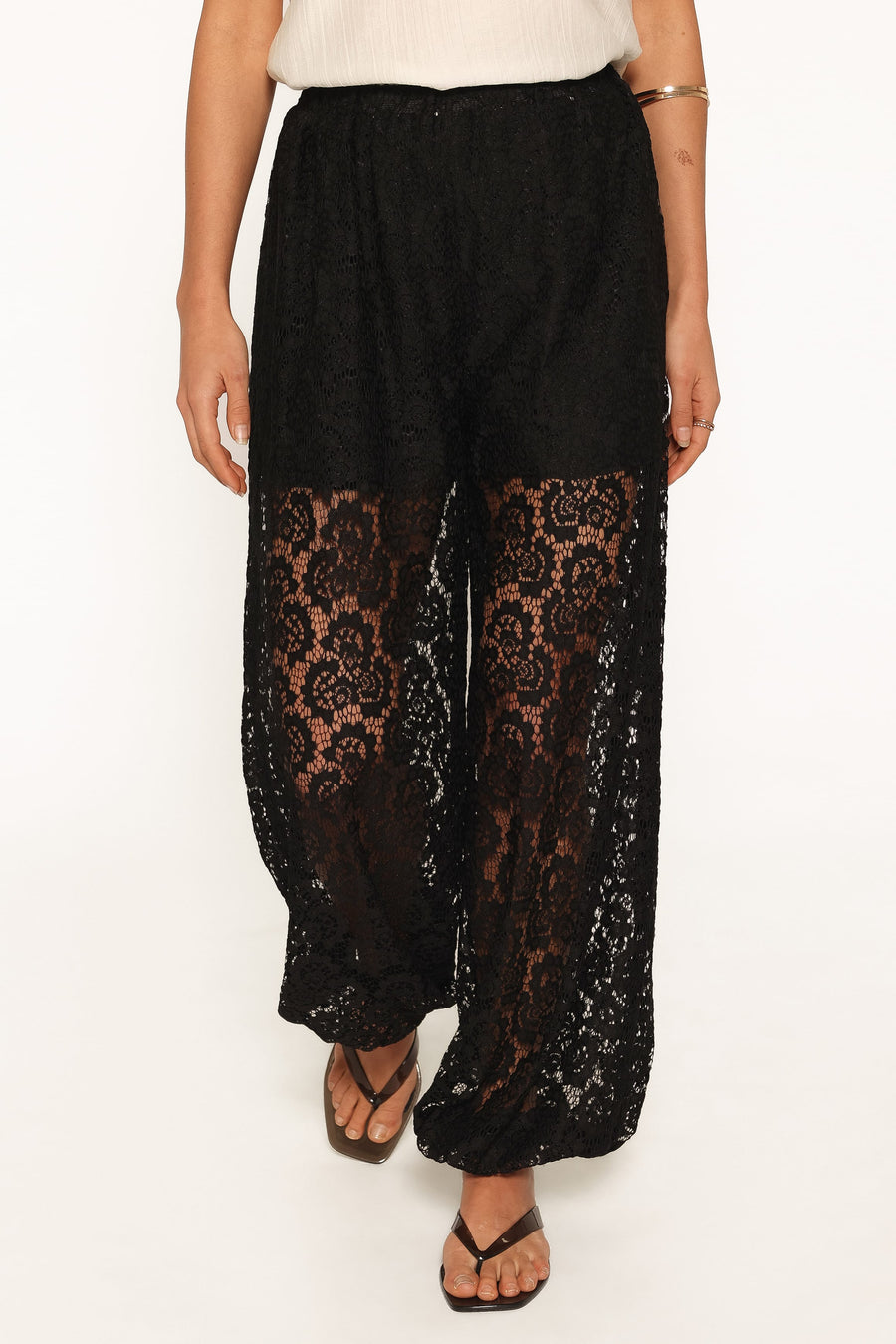 Chloe Balloon Lace Pant - Black