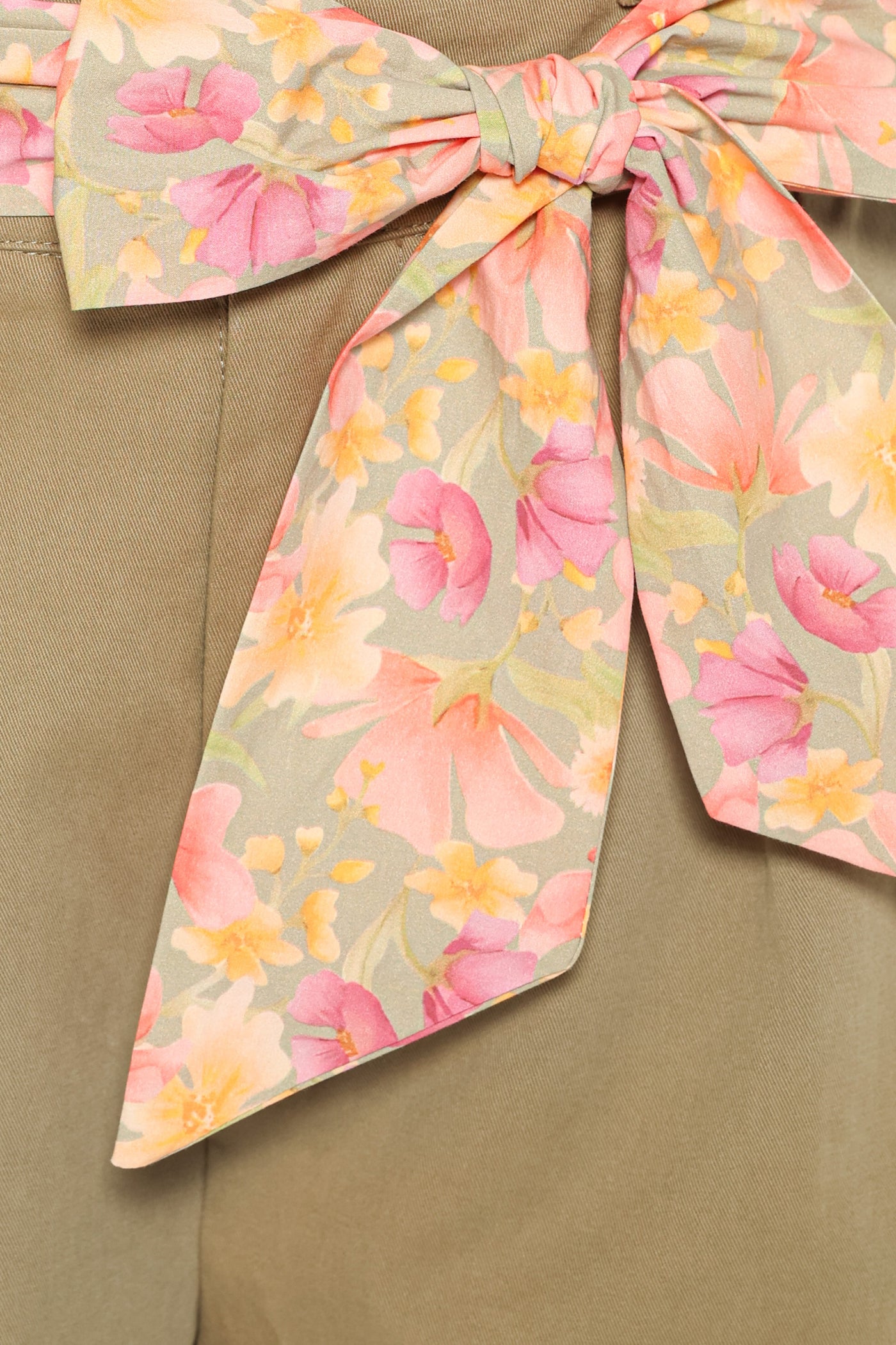 Davey Scarf Tie Shorts - Olive Green
