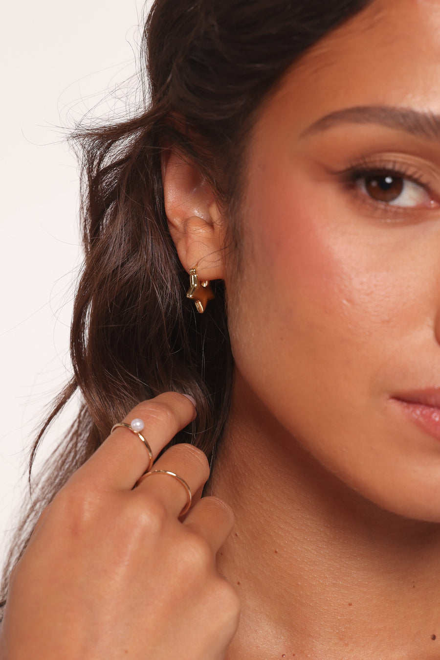 Scarlet Star Earrings - Gold