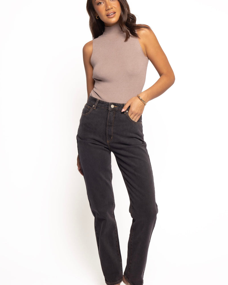 Abrand 94 High Straight Jeans - Cara Washed Black