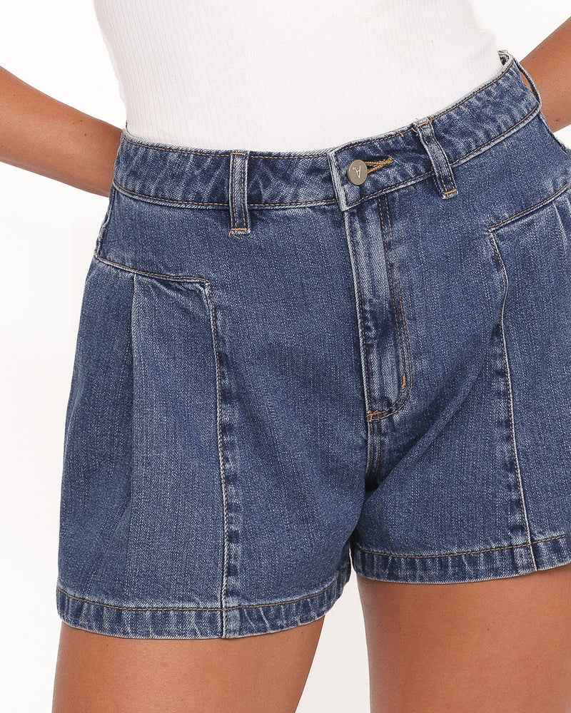Abrand 94 Pleated Short - Bella