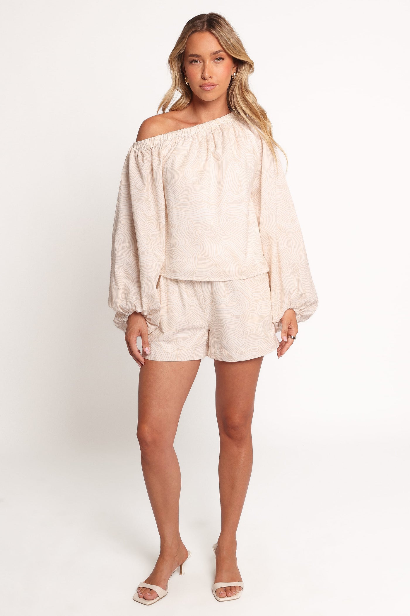 Tuliya High Waist Shorts - Tan Swirl
