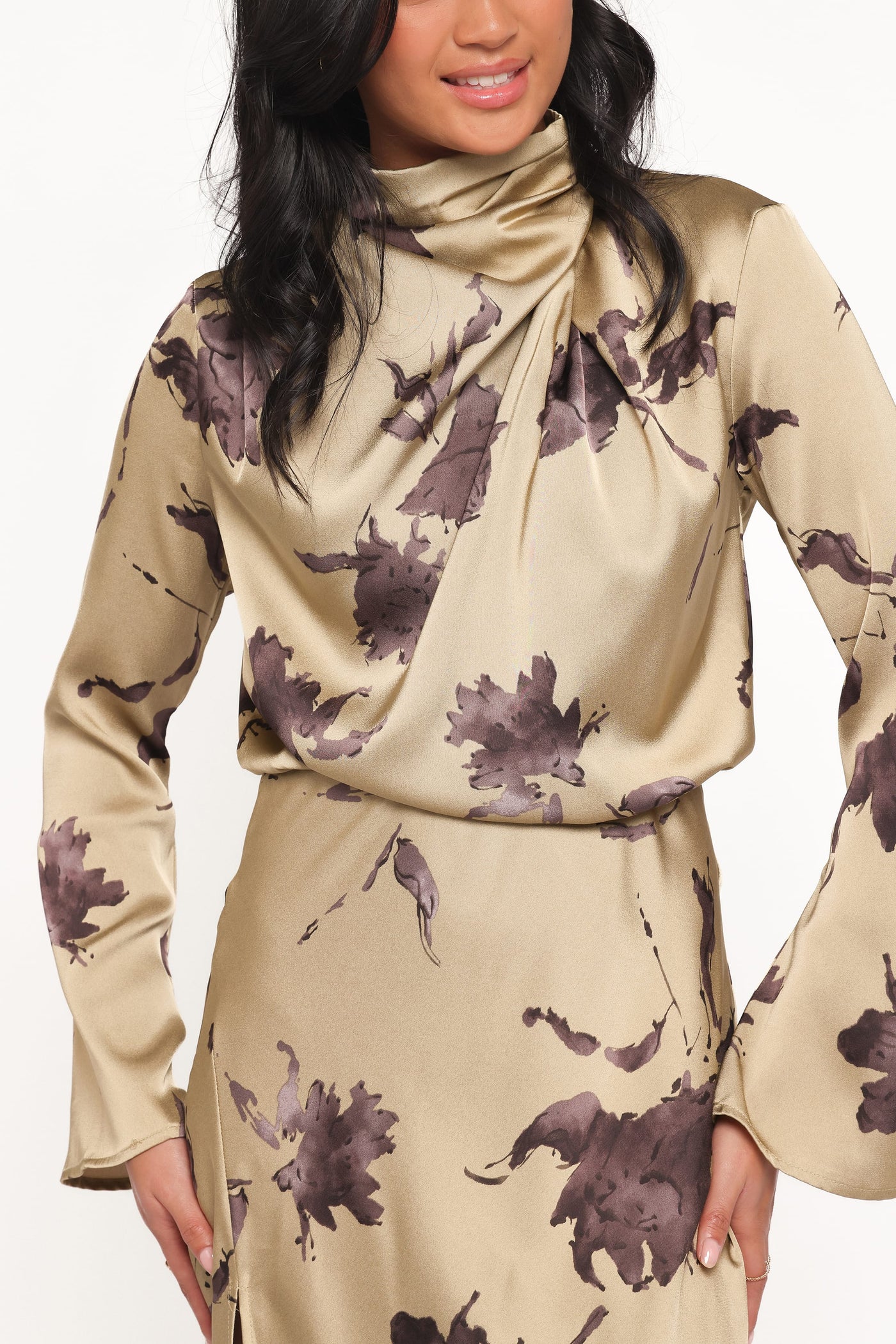 Kristyn Long Sleeve Midi Dress - Olive Floral