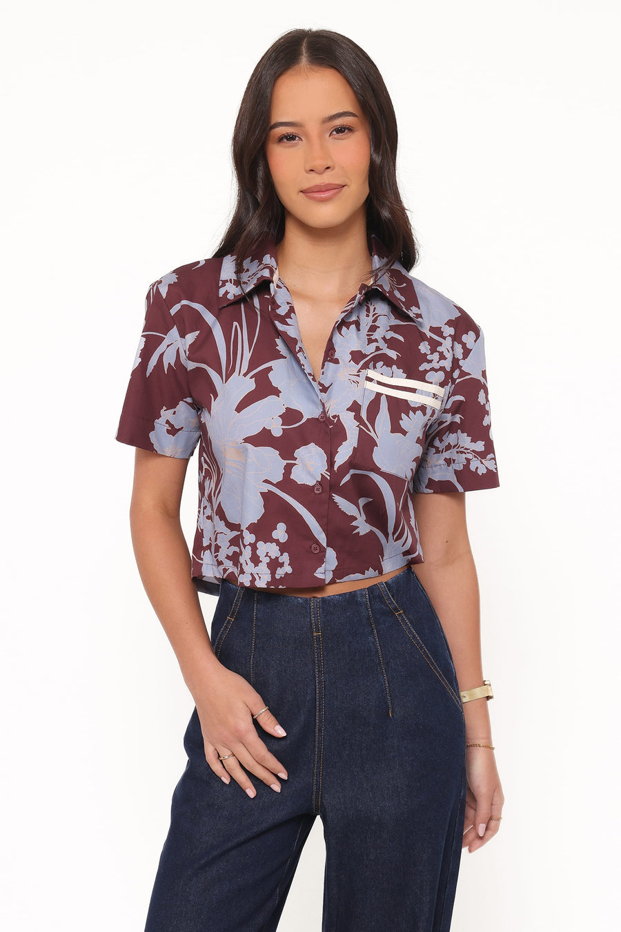 Aine Cropped Short Sleeve Shirt - Burgundy Floral