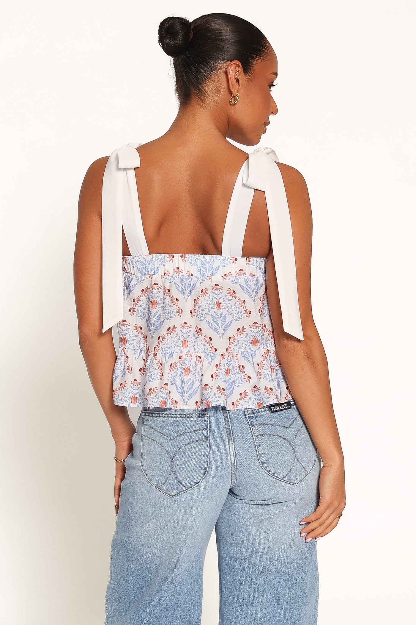 Aver Flounce Top - White Blue