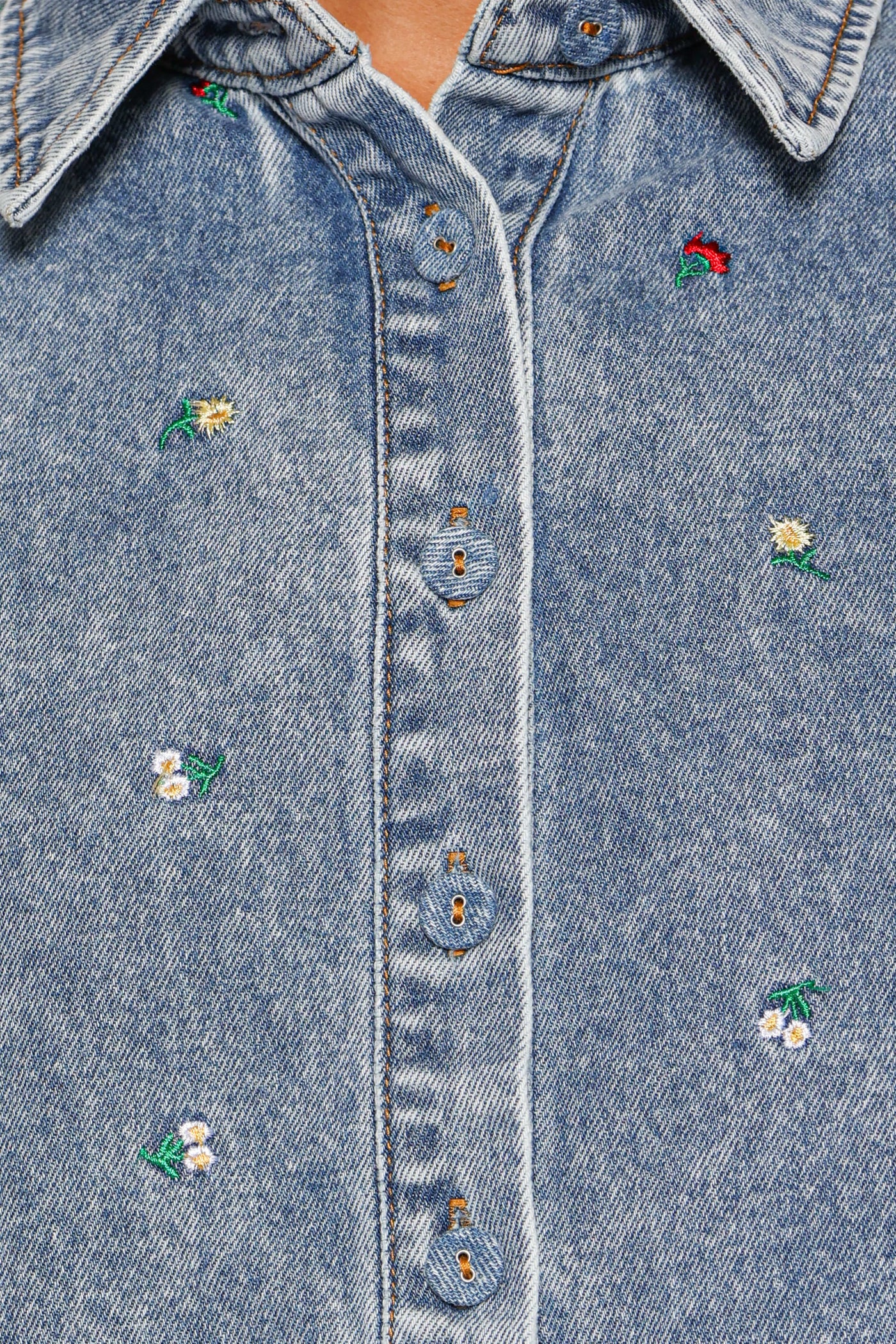 Nerys Embroidered Shirt - Medium Wash
